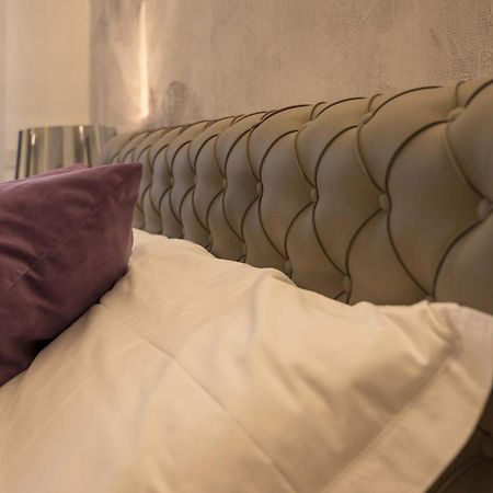 Panvinio 25 Apartment - Royal Welcome เวโรนา ภายนอก รูปภาพ