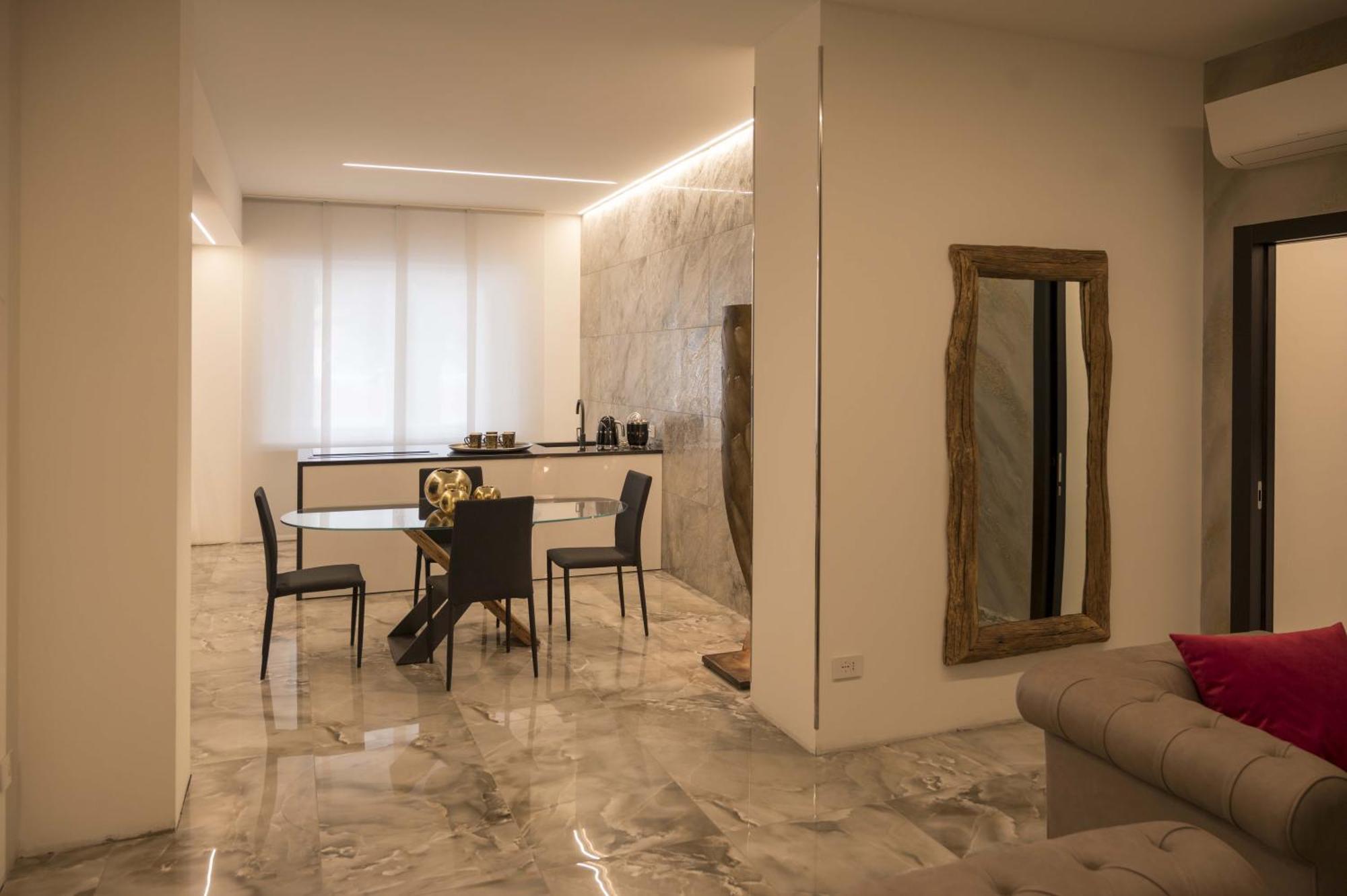 Panvinio 25 Apartment - Royal Welcome เวโรนา ภายนอก รูปภาพ